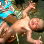 PHOTO: Who ABANDONED This Straight From The Womb Cuttie At A Dustbin. 15