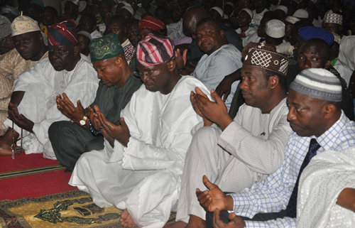 Pictures: Gov. Fashola At A Prayer Session For Lagos State at 45 12