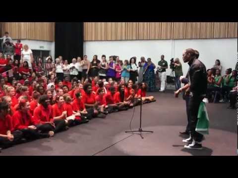 Video: D'Banj Surprises Pupils at Plumstead Manor School 11