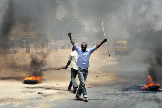 Gunfire in Nigeria's Kaduna as Muslims demonstrate - Reuters 14