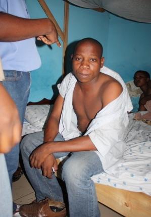 Man Caught His friend in Bed with his Wife 3