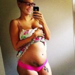 Amber Rose shows off baby bump 1