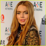 Lindsay Lohan Arrested for fleeing scene of an accident she had in Newyork 6