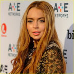 Lindsay Lohan Arrested for fleeing scene of an accident she had in Newyork 3