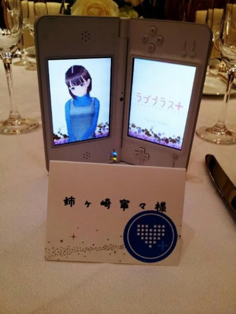 Interesting: Man Brings Virtual Girlfriend to His Real-Life Wedding, Bride Retaliates 15
