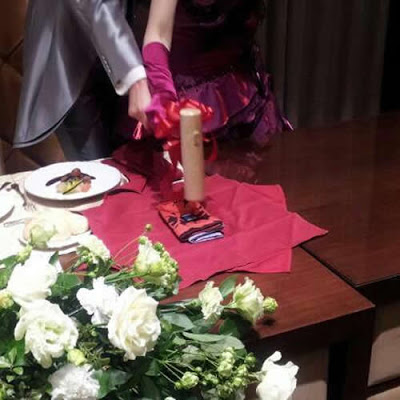 Interesting: Man Brings Virtual Girlfriend to His Real-Life Wedding, Bride Retaliates 5