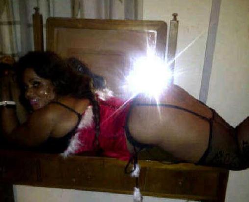 PHOTOS: Naughty Cossy Orjiakor Is At It Again! She Has Employed A Totographer 18