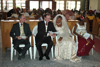 See Goldie's Wedding Pictures 13