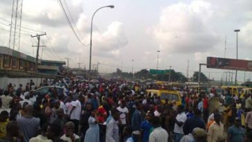 Lagos State Government Shuts Down Ladipo Market 1