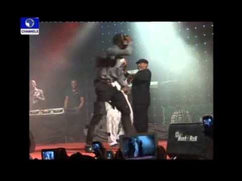 VIDEO: Governor Uduaghan And Senator Chris Ngige Dancing Kukere With Iyanya 3