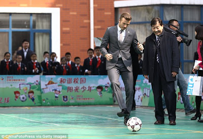 David Beckham Gets Heroic Welcome In China 2