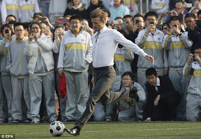 David Beckham Gets Heroic Welcome In China 6