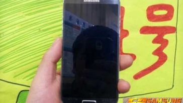 See Leaked Photos Of The New Samsung Galaxy S4 1