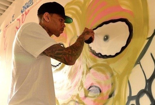 Chris Brown Paints For Charity 5