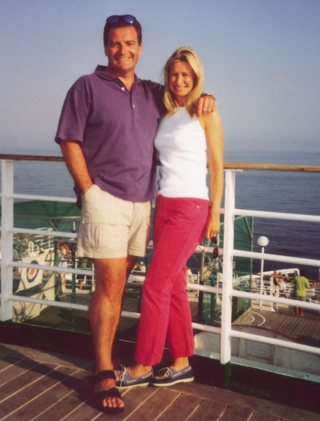 Lolz, War Hero Traces His Wife's Stolen Phone To A House, Reports To Police Who Are Busy To Retrieve It 8