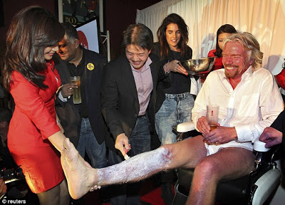 Billionaire Richard Branson Dresses As Sexy Air Hostess After Losing Formula 1 Bet 2