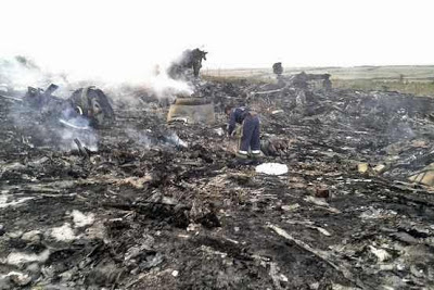 PICTURES From The Crash Scene Of Malaysian Flight MH17 That Was Shot Down In South Ukraine 7