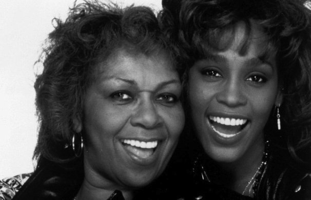Whitney Houston's Mother Cissy Responds to Lifetime Biopic: 'Please Let Her Rest' 6