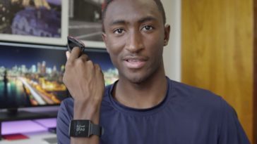Meet The Best Technology Reviewer On The Planet, He Is Black And Only 20 Years Old 4