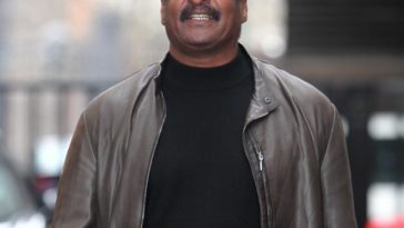 DNA Test Confirms Beyonce's Father Matthew Knowles Fathered Another Child With A Lingerie Model 2
