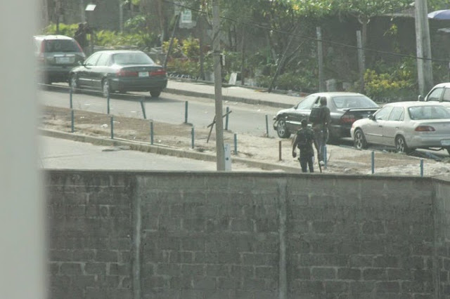 Pictures From The Scene Of The Robbery Attack At First City Monument Bank (FCMB) Lekki Phase 1 11