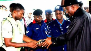 PHOTO Of President Goodluck Jonathan Getting Accredited in Bayelsa State. 23
