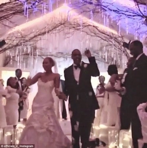 Jay Z Shared Video Of His Wedding To Beyoncé On Their Anniversary [PHOTOS + VIDEO] 4