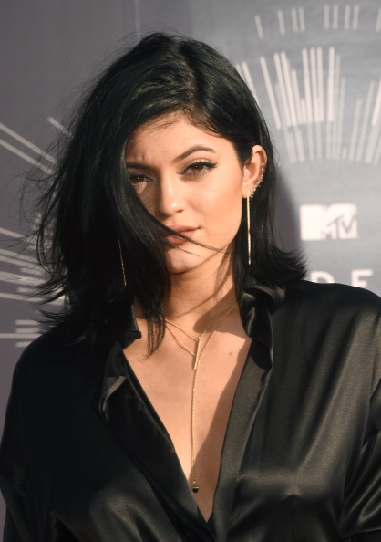 Kylie Jenner On Birth Control, Khloe Kardashian 'Calls Off' Divorce In New Teaser For 'Keeping Up With The Kardashians' Season 10 1