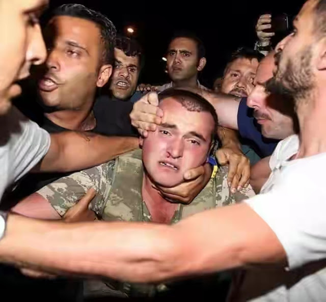 Over 90 Dead, 1154 Injured and 1563 Soldiers Arrested During Failed Military Coup attempt in Turkey 2