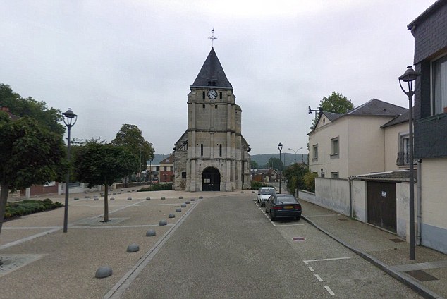 Two men armed with knives take several hostage in French church 1