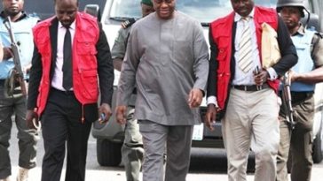 How They Treated Me in Detention - Fani-Kayode Opens Up on His 67 Days in EFCC Custody, Ikoyi Prison 5