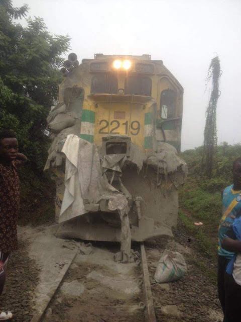 OMG! Checkout Photos From An Accident Involving A TRAIN, Truck And Toyota Camry 2