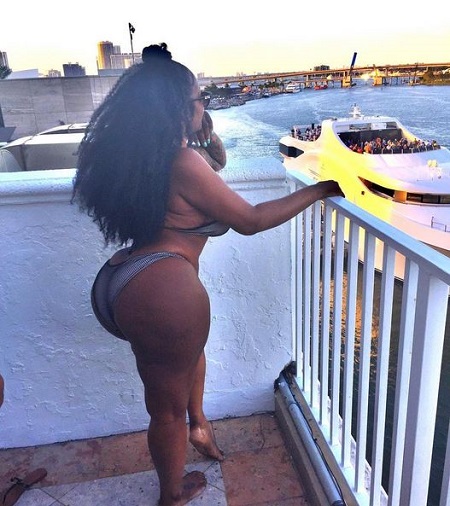 Mother Of One Sets Instagram On Fire, Shows Off Her HOT SEXY BODY [Photos] 1