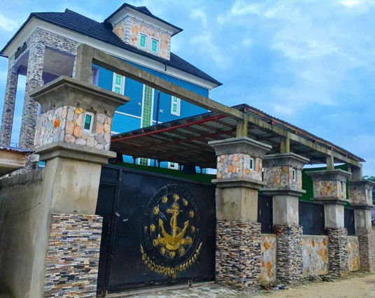 Duncan Mighty Shows Off House he Built Six Years Ago 2 Duncan Mighty Shows Off House he Built Six Years Ago 2