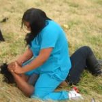 Mother and Daughter Fight Dirty Over a Married Man on the Streets in Abuja 13