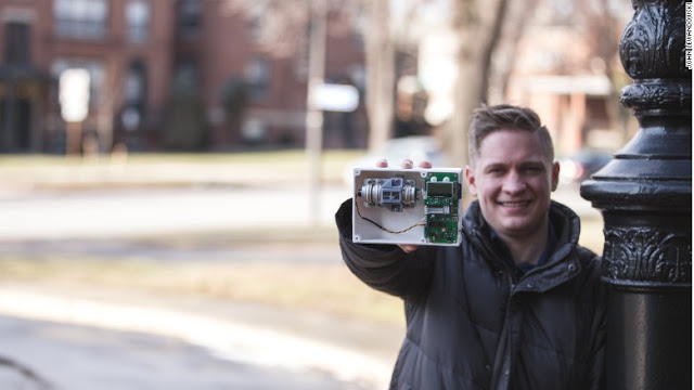 This Device That Detects Malaria in 5 Seconds Is Coming to Nigeria 2 This Device That Detects Malaria in 5 Seconds Is Coming to Nigeria 2