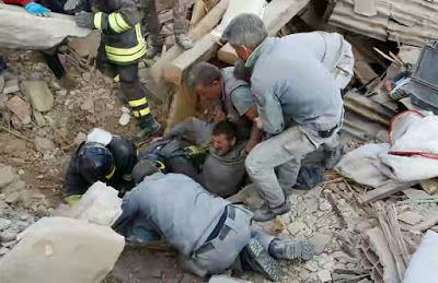 Over 21 People Dead After Earthquake Hit Central Italy [PHOTOS] 1
