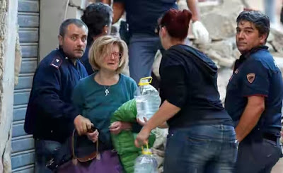 Over 21 People Dead After Earthquake Hit Central Italy [PHOTOS] 14