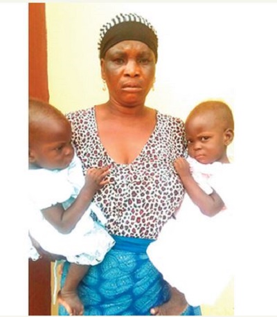 Beggar Caught with Rented Twins In Lagos (Photo) 16