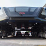 China Unveils World's First Elevated Bus That Travels Above Car Traffic [PHOTOS] 12