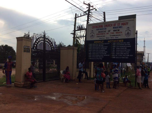 Anglican Church in Nnewi Warns Ladies Against Wearing Trousers To Church 2