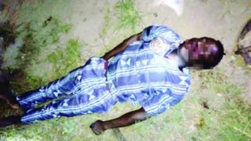 Truck Crushes Robber to Death While He Was Robbing Passengers In Lagos Traffic 1