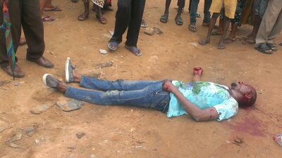 Two Suspected Cultists Shot And Stoned To Death In Benin (Photos) 2