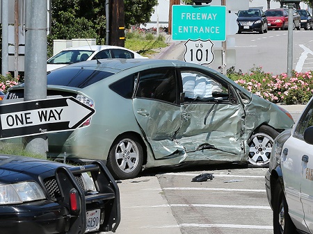 Kris Jenner crashes her Rolls Royce in car accident [PHOTOS] 11