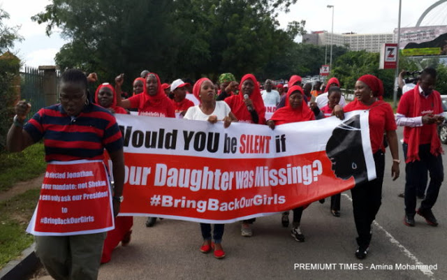 Police and #BringBackOurGirls Campaigners in face-off at Aso Villa 3