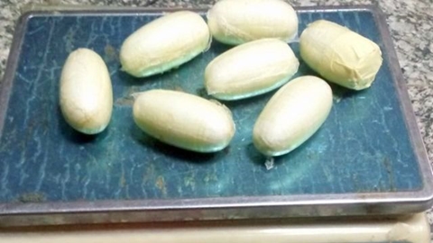 Woman headed to Saudi Arabia for Hajj excretes 76 wraps of cocaine [PHOTOS] 2