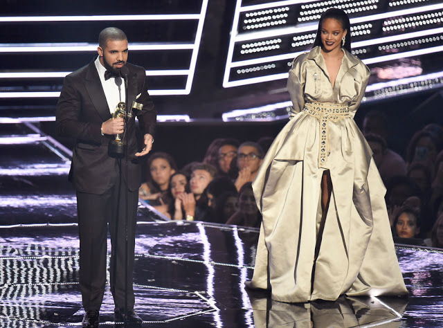 Drake And Rihanna Reportedly Breakup Again 1