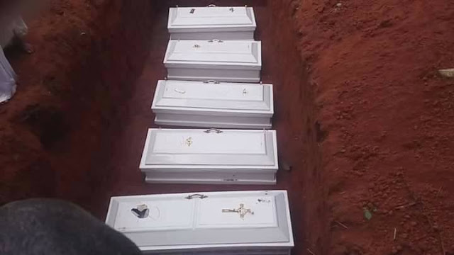 PHOTOS From The Burial Of 6 Children Of Same Parents Poisoned To Death In Anambra State 3
