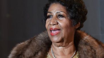 Aretha Franklin Dies At 76 After Battle With Cancer 2