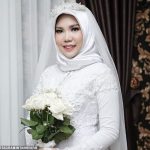 Heartbroken Lady Who Lost Her Fiance In Indonesian Plane Crash Appears In Wedding Photos Alone 9